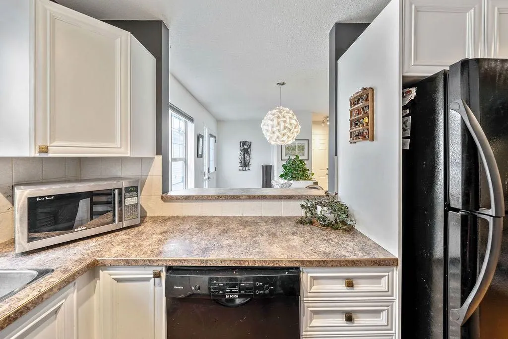 2318 17 Street SE, #59