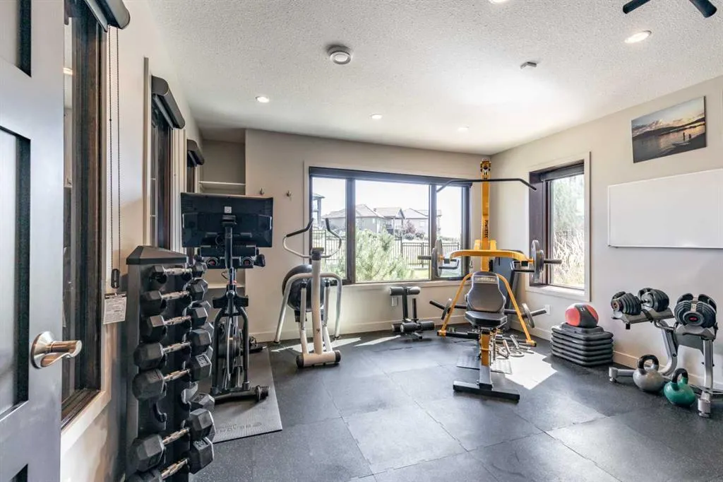 203 Highlands Close