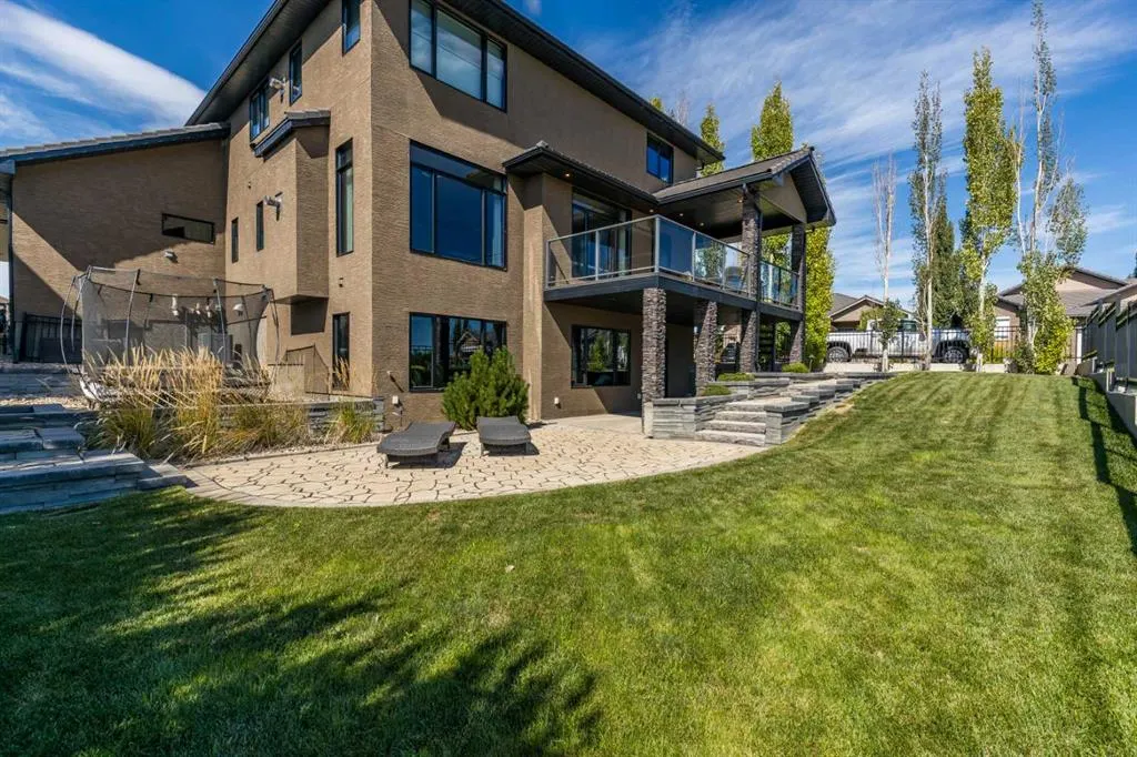 203 Highlands Close