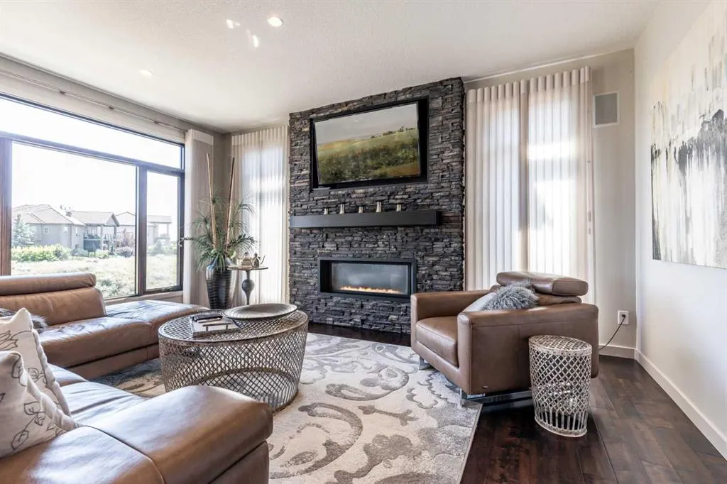 203 Highlands Close