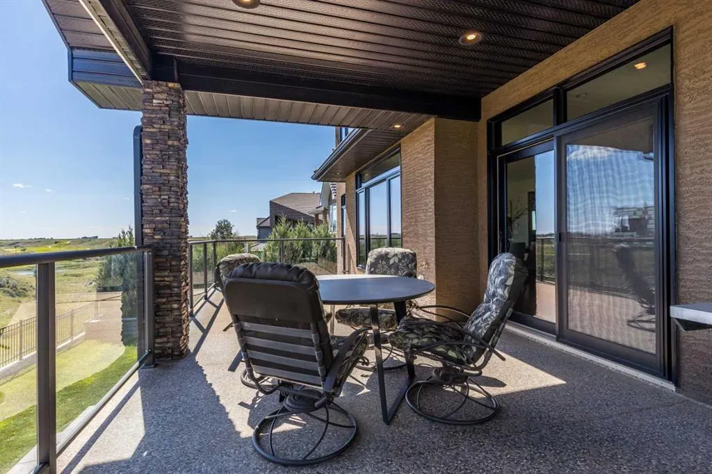 203 Highlands Close