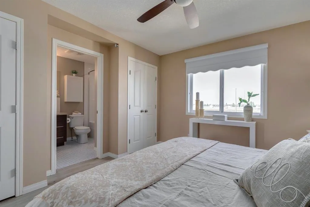 87 Mahogany Grove SE