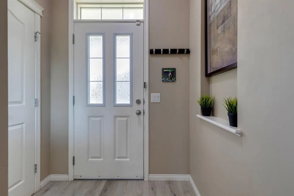 87 Mahogany Grove SE