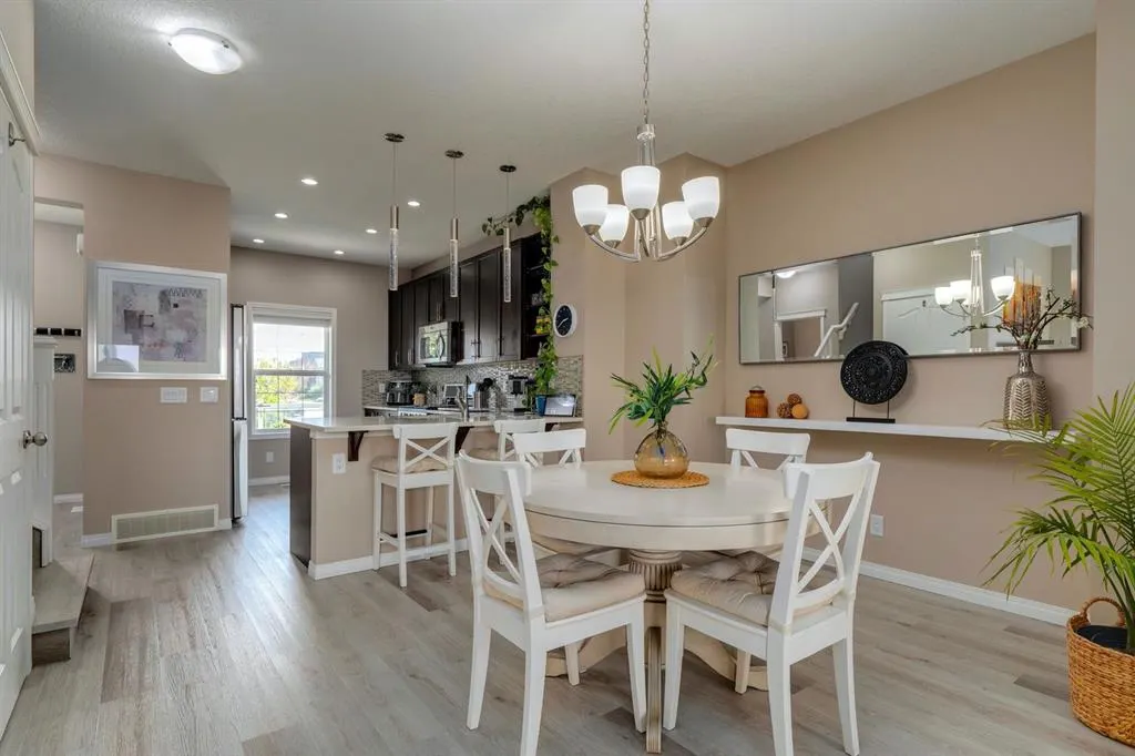 87 Mahogany Grove SE
