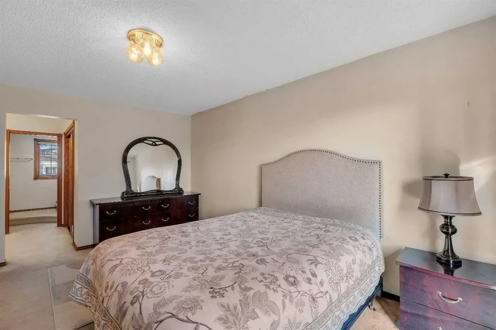 63 Edgehill Crescent NW