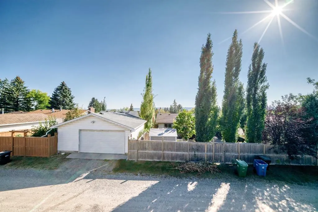 132 Silver Ridge Rise NW