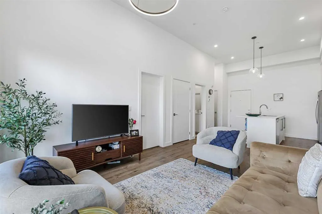 60 Skyview Ranch Road NE, #3121