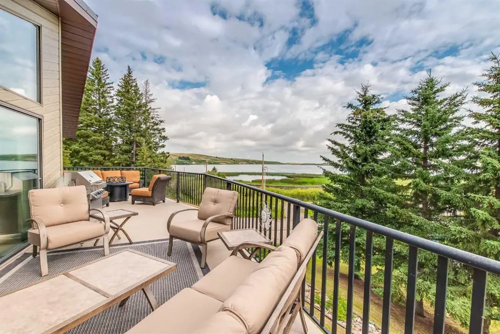 17 Sherwood Crescent