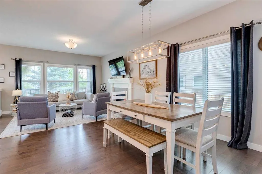 22 Drake Landing Boulevard
