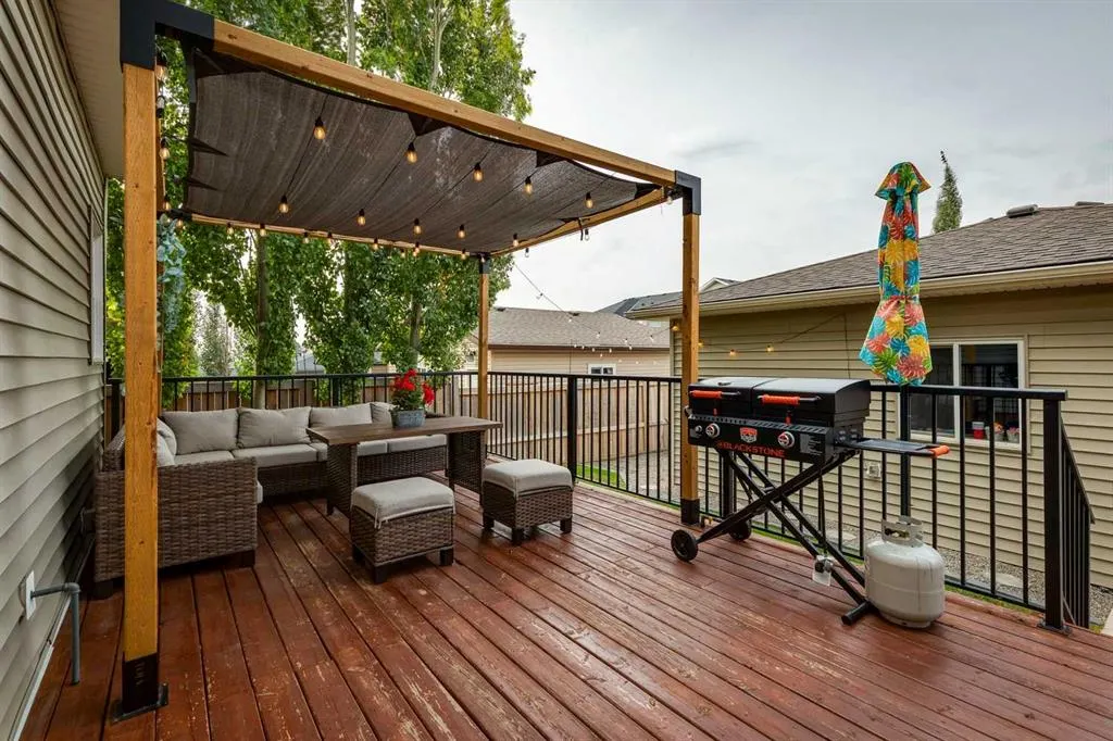 22 Drake Landing Boulevard