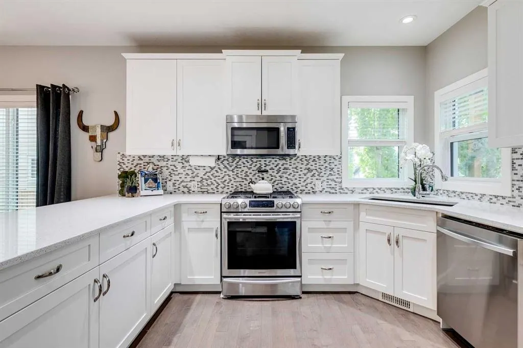 22 Drake Landing Boulevard