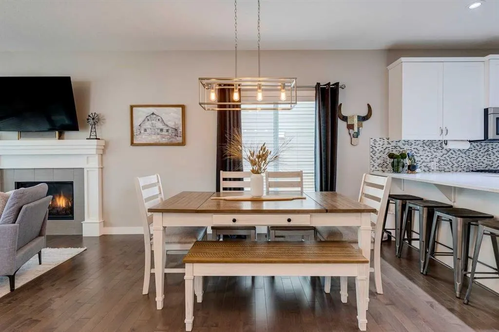 22 Drake Landing Boulevard