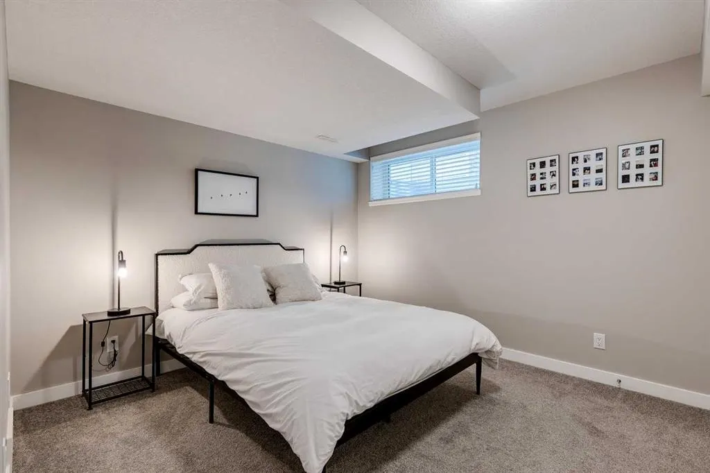 22 Drake Landing Boulevard