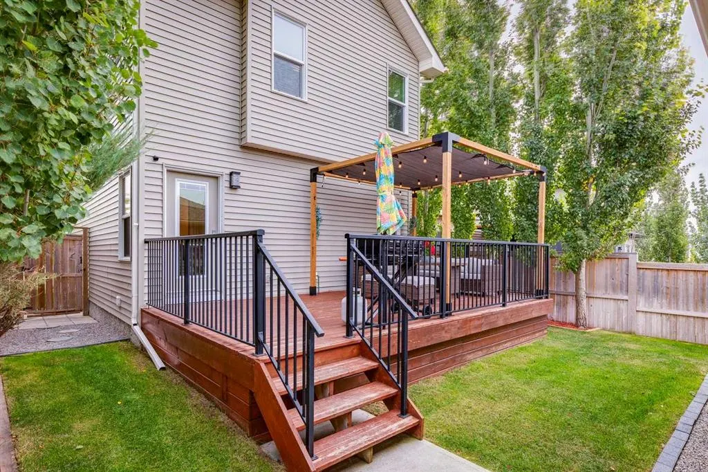 22 Drake Landing Boulevard