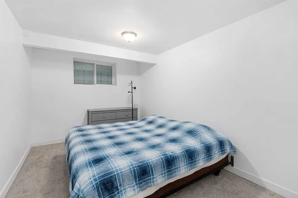 85 Bridlewood Street SW