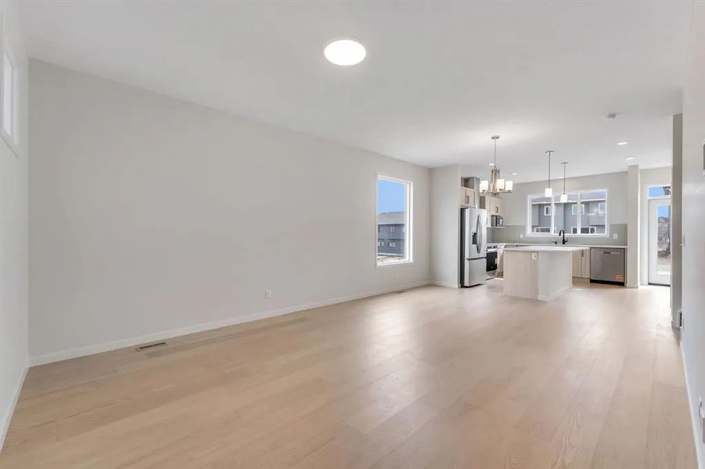 148 Annette Villas NW