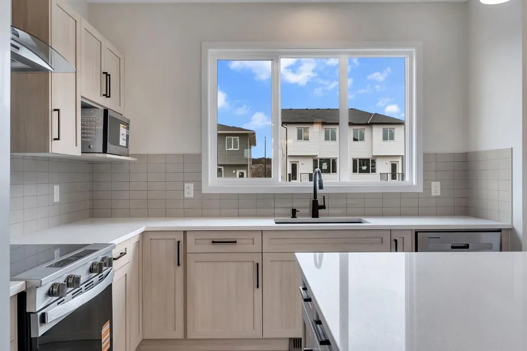 148 Annette Villas NW