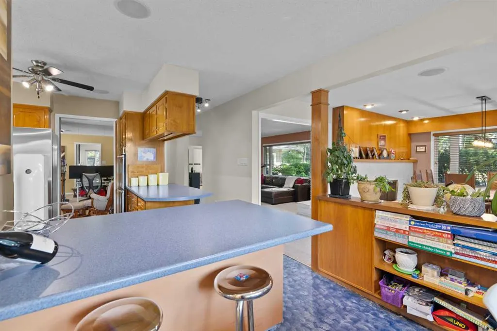 6847 Lawrence Court SW