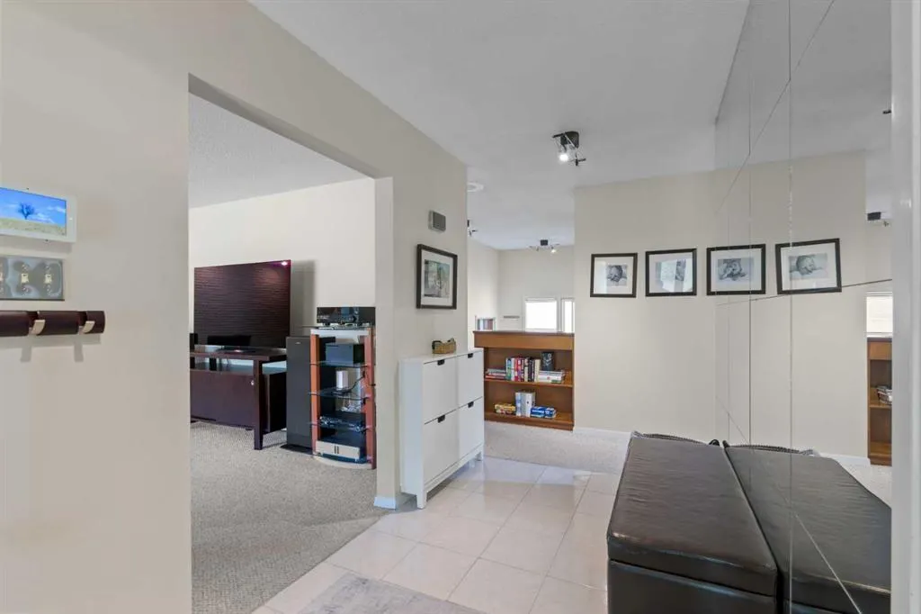 6847 Lawrence Court SW