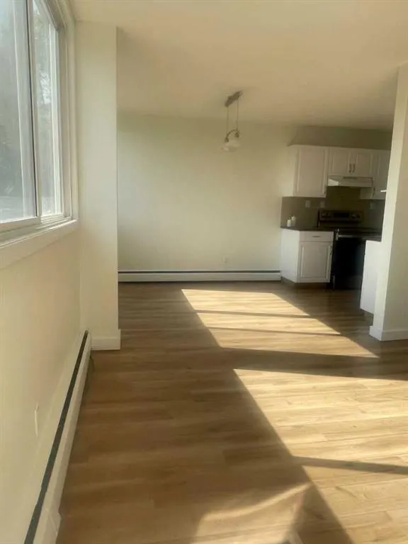 607 69 Avenue SW, #101