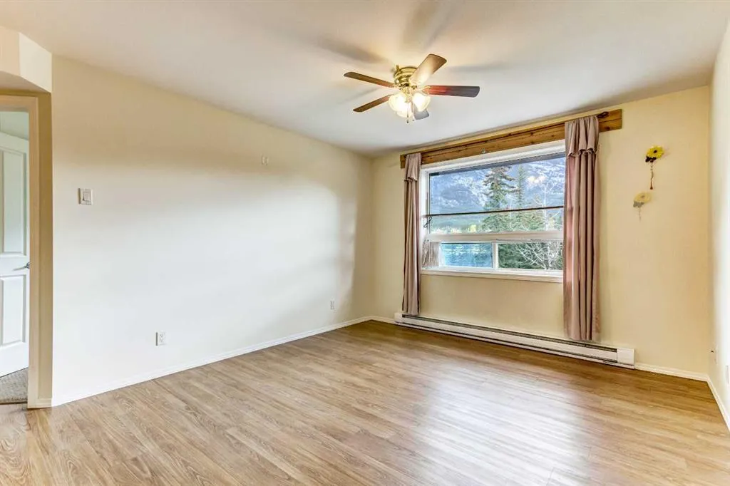 180 Kananaskis Way, #507