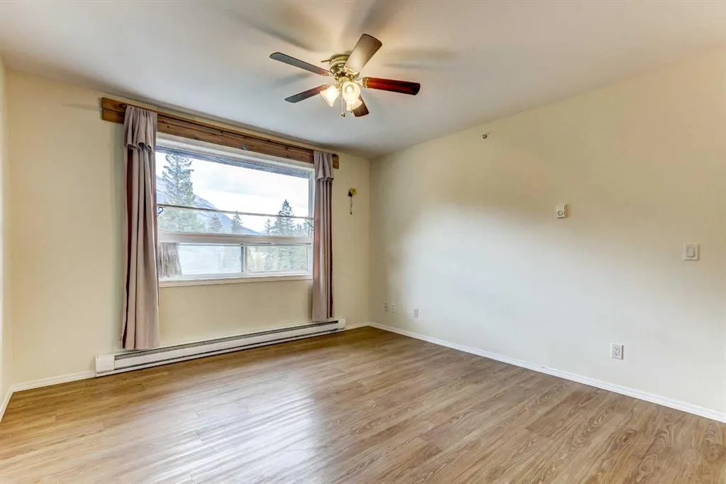 180 Kananaskis Way, #507