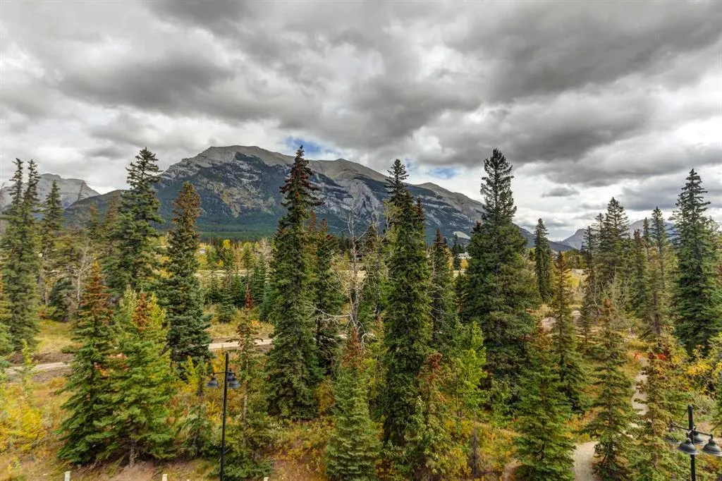 180 Kananaskis Way, #507