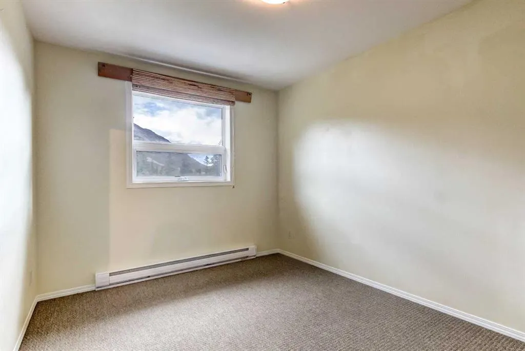 180 Kananaskis Way, #507