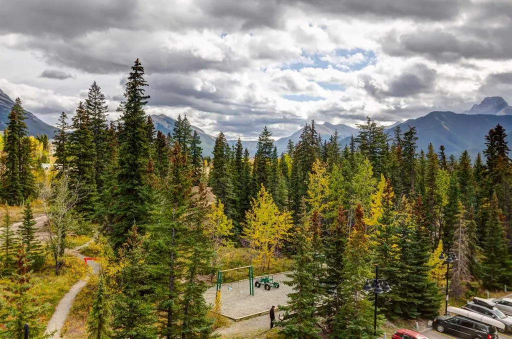 180 Kananaskis Way, #507