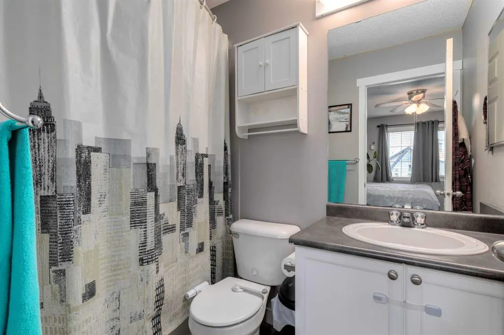 370 Elgin View SE