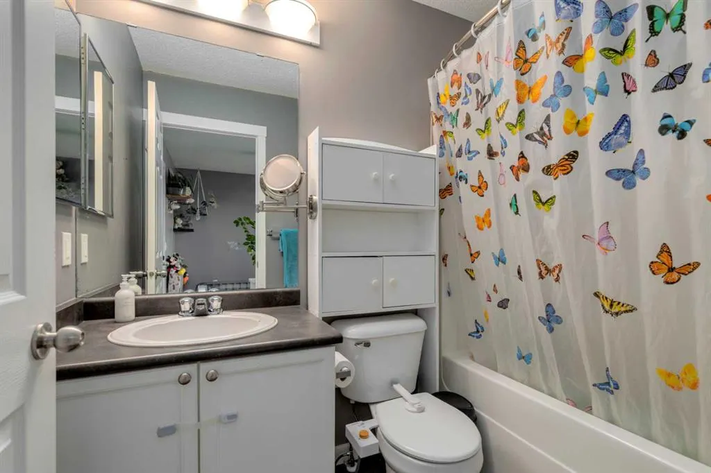 370 Elgin View SE