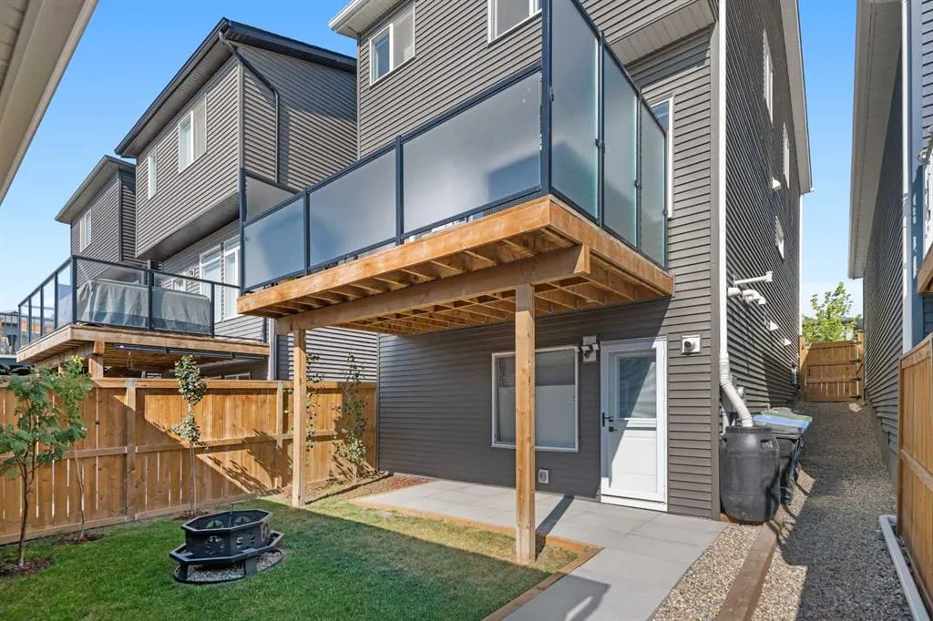 117 Rochester Way NW
