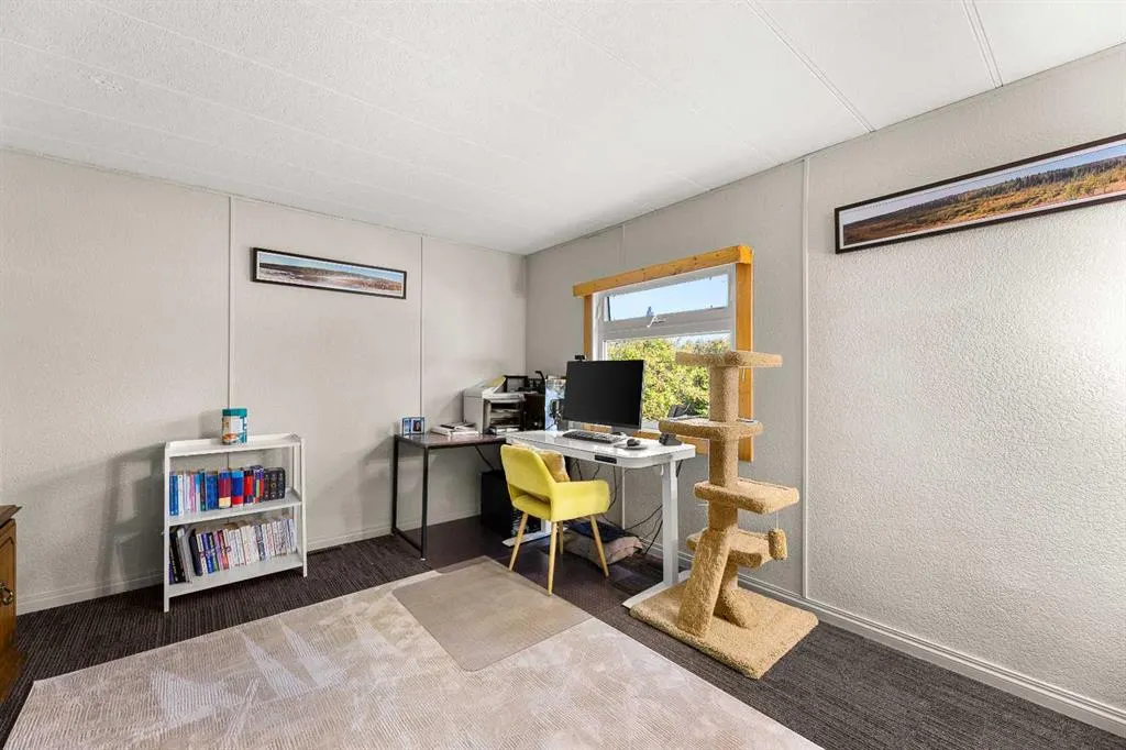 32102 Range Road 42