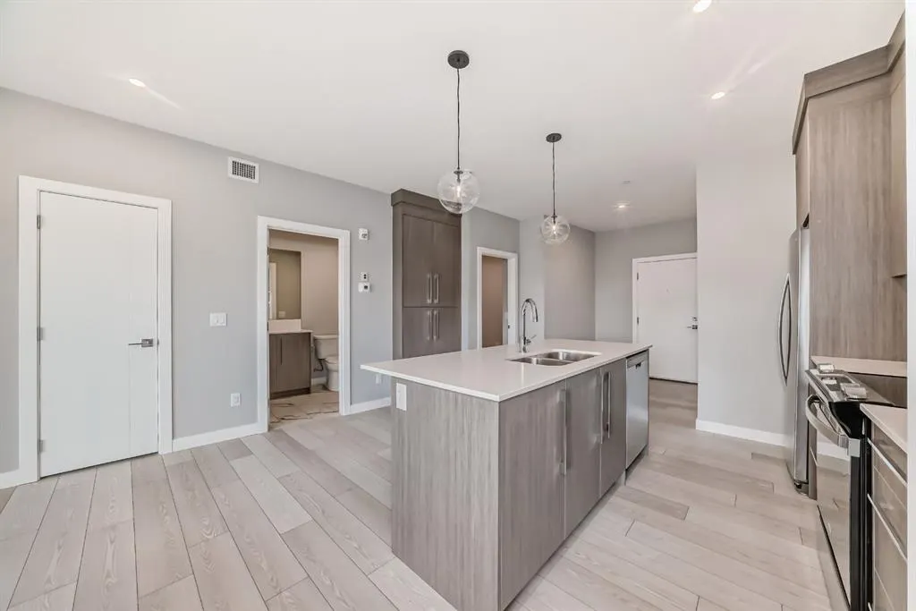 6 Merganser Drive W, #1218