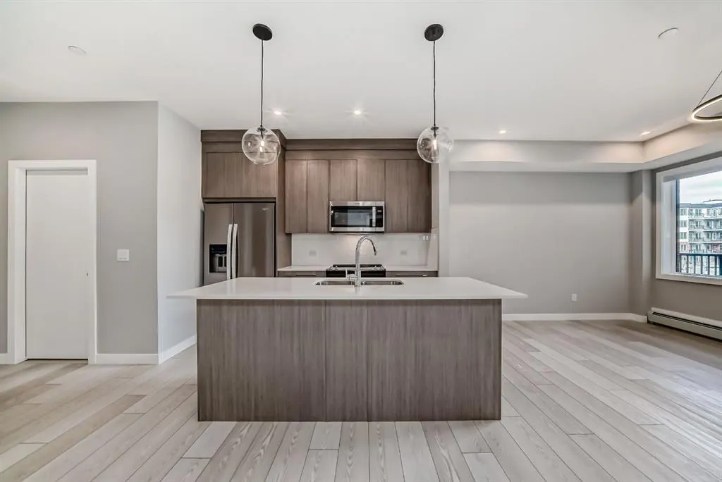 6 Merganser Drive W, #1218
