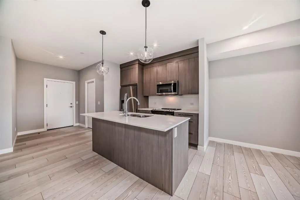 6 Merganser Drive W, #1218