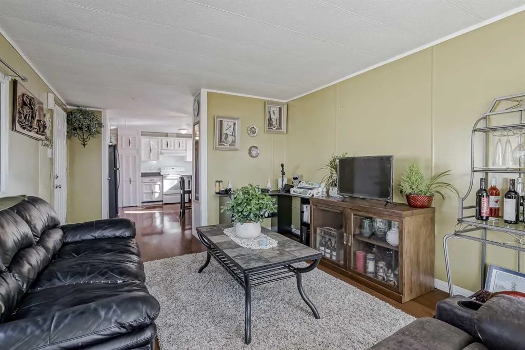6220 17 Avenue SE, #323