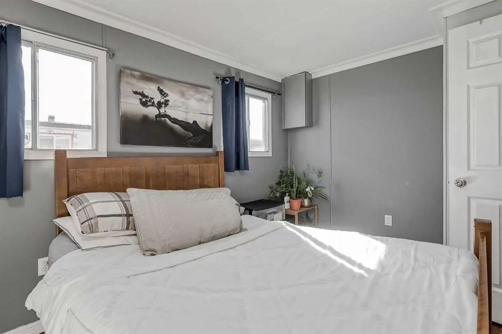 6220 17 Avenue SE, #323