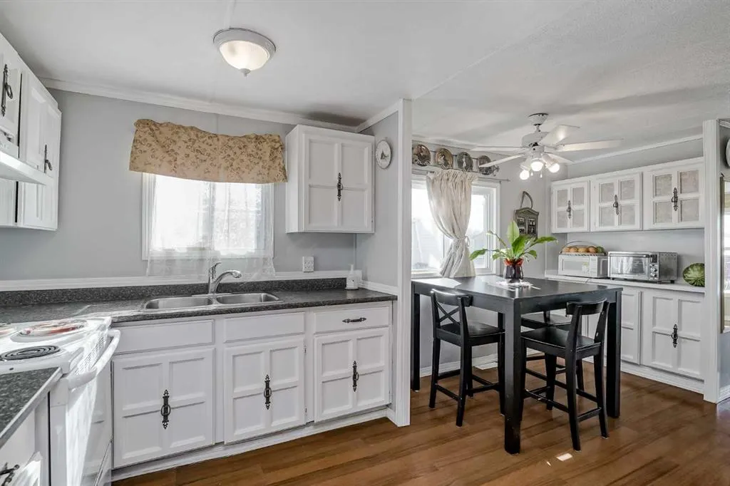 6220 17 Avenue SE, #323