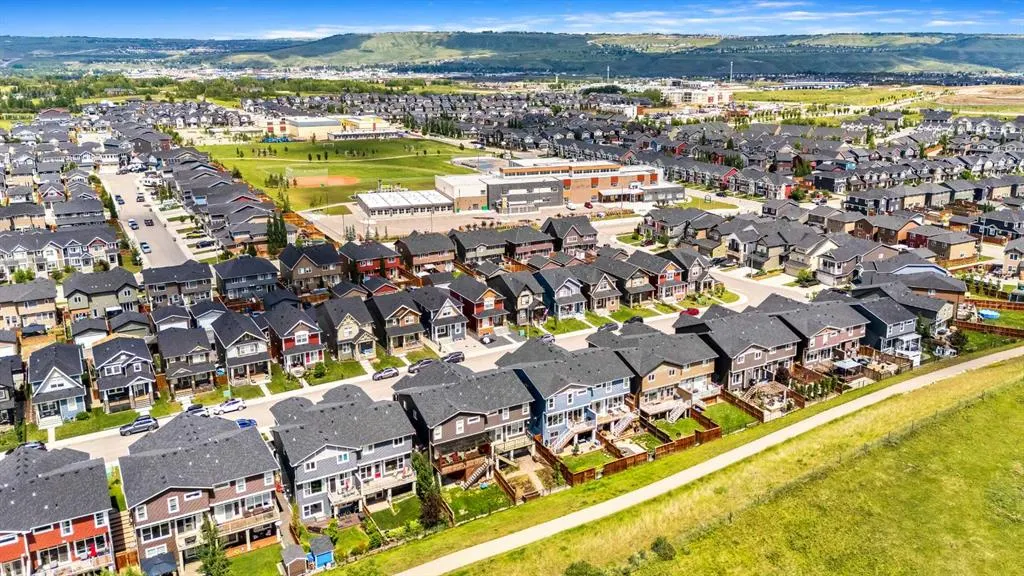 75 Fireside Crescent