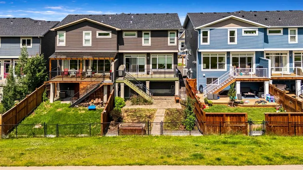 75 Fireside Crescent