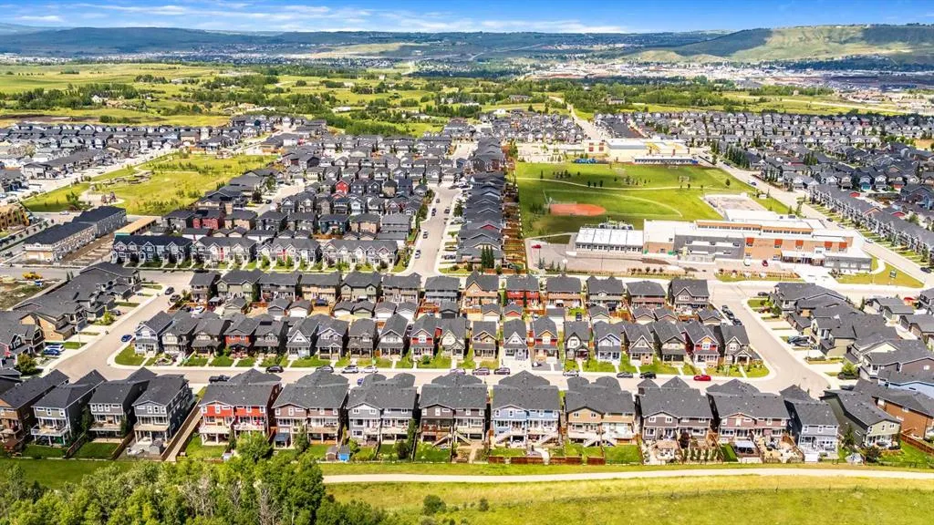 75 Fireside Crescent