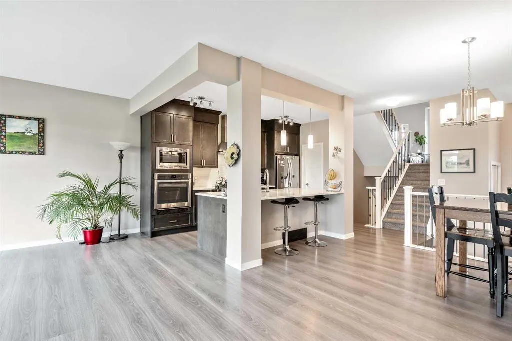 75 Fireside Crescent