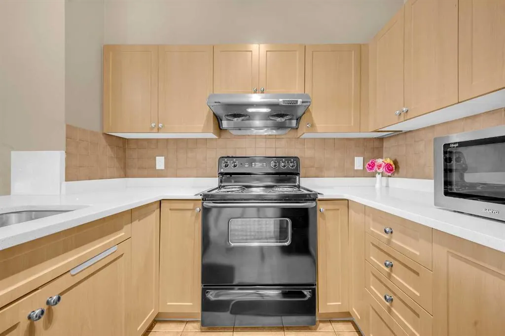 1140 Taradale Drive NE, #2212