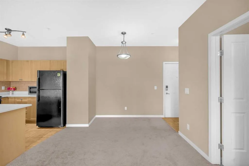 1140 Taradale Drive NE, #2212