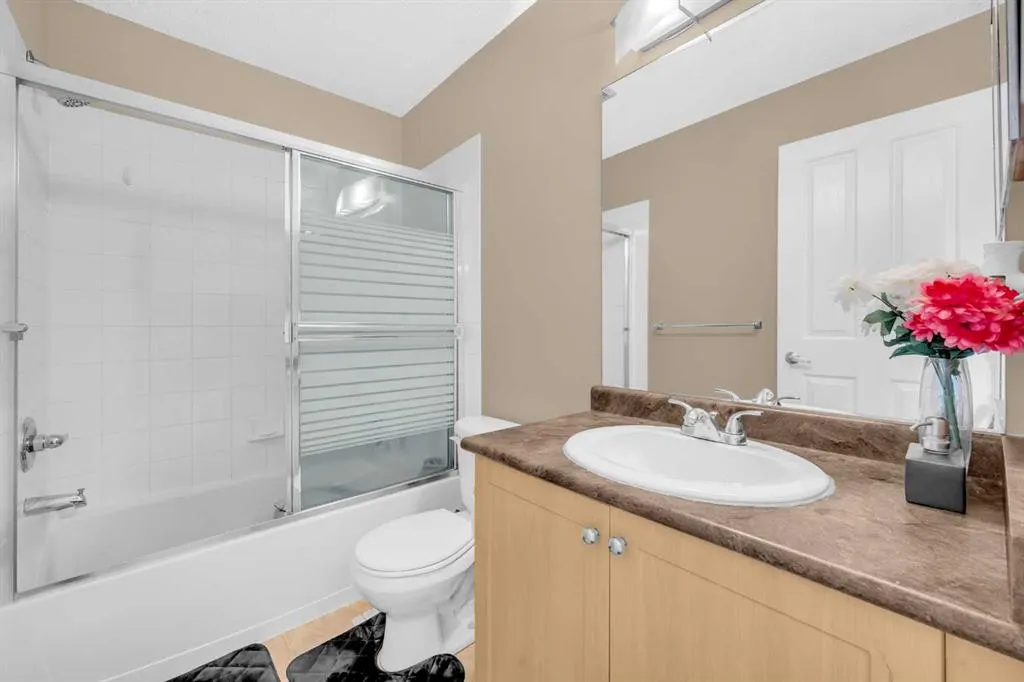 1140 Taradale Drive NE, #2212