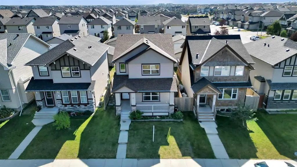 11 Skyview Springs Manor NE