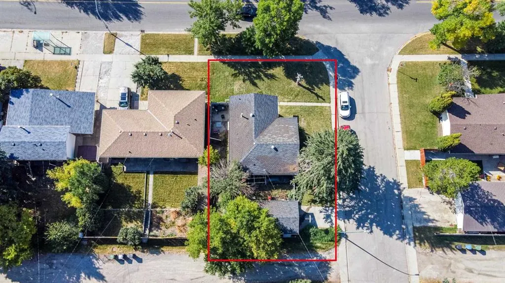 4 Cheyenne Crescent NW