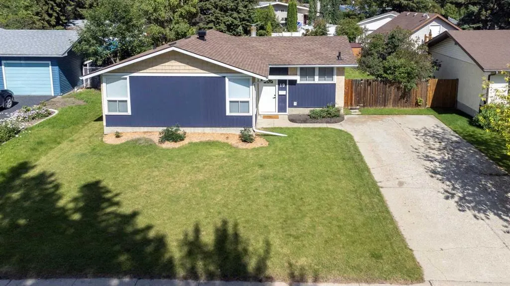 19 Sherwood Crescent