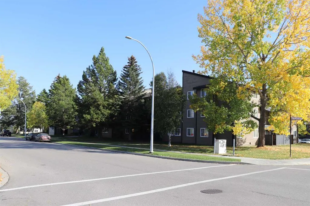 5611 10 Avenue, #201A